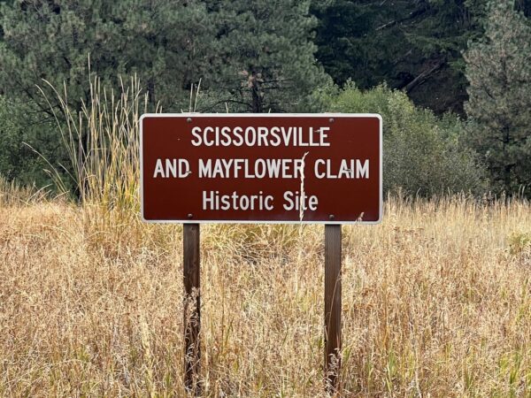 Big Summit Prairie - Scissorsville sign