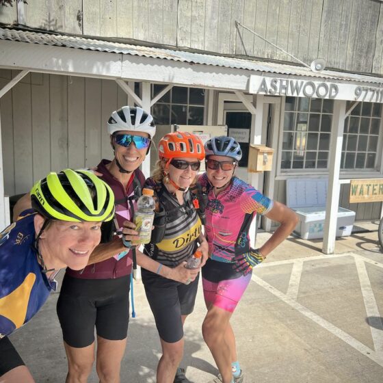 Women at the Ashwood post office.