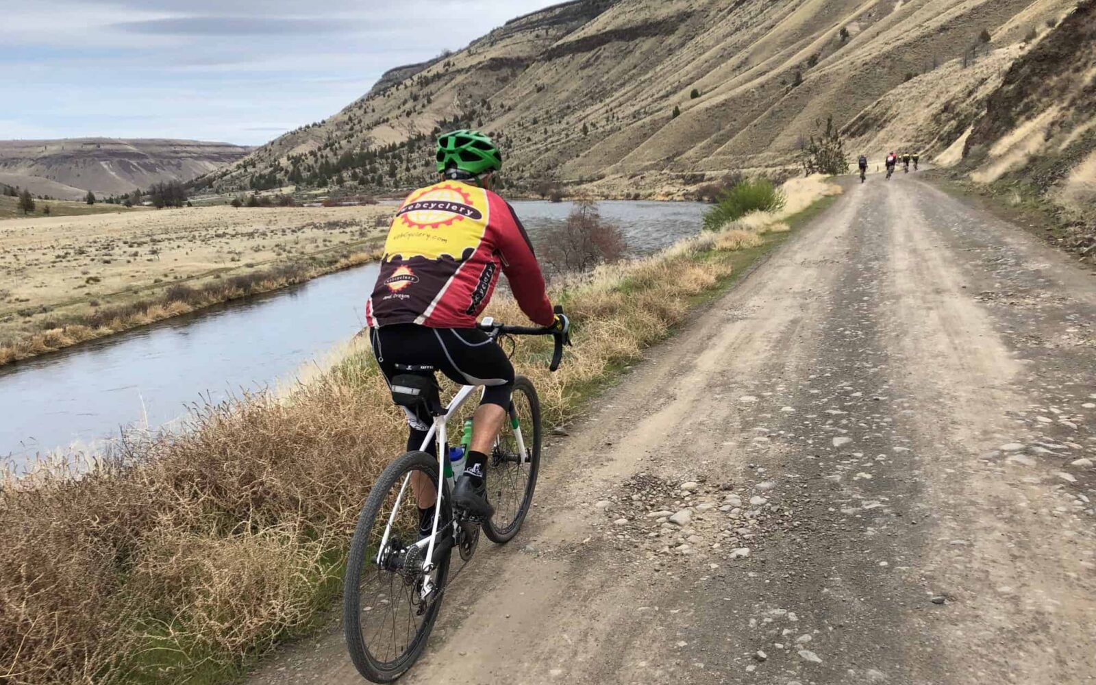 Over the Rainbow / Gravel Ride Guide by Dirty Freehub