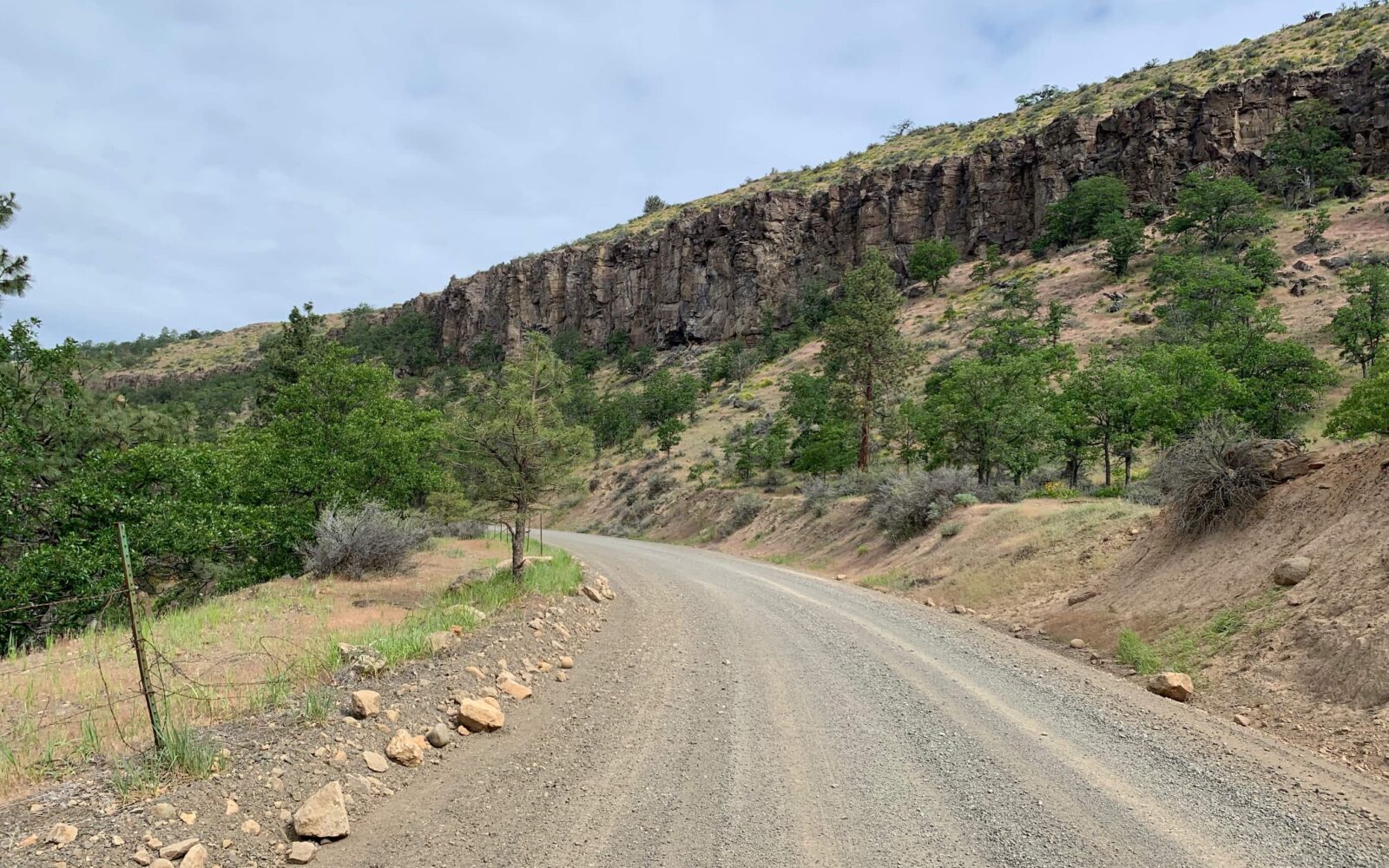 Dufur & Friend / Gravel Ride Guide by Dirty Freehub